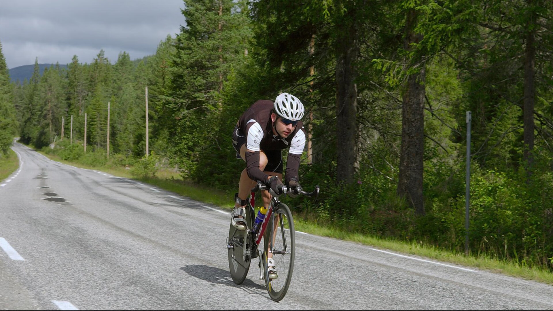 法国队小将姆巴佩再创纪录，未来可期，法国队的姆巴佩